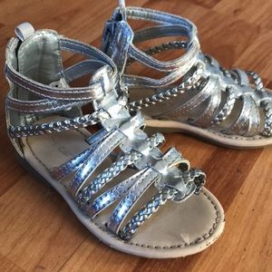 Toddler girls silver Roman sandals